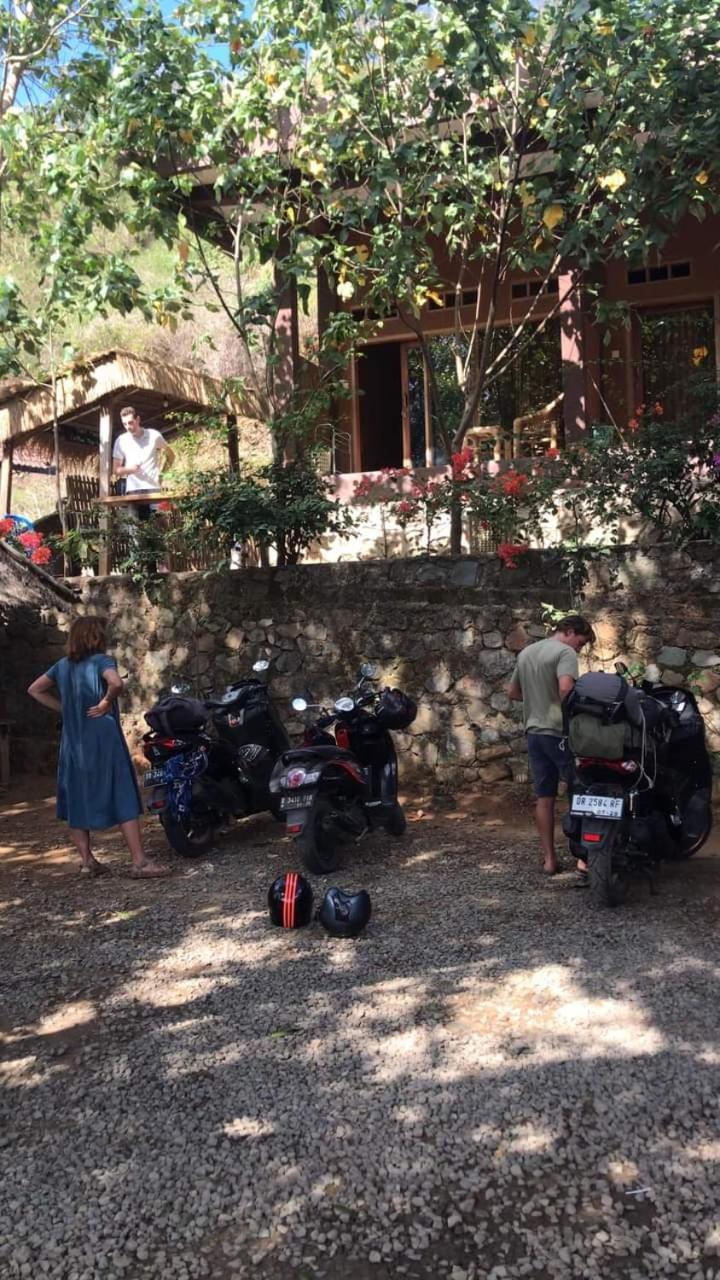 Fullmoon Homestay Kuta  Eksteriør billede