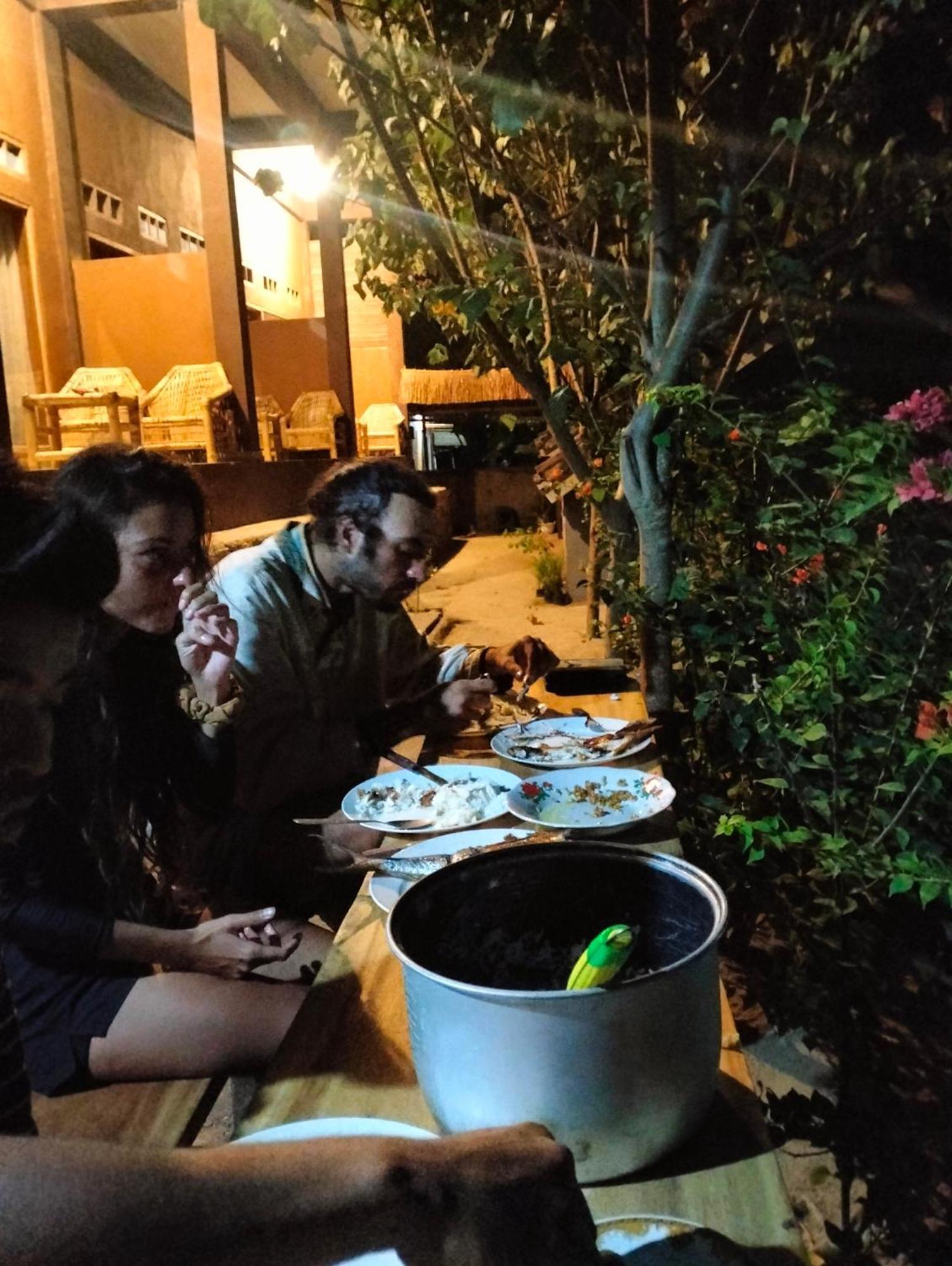 Fullmoon Homestay Kuta  Eksteriør billede