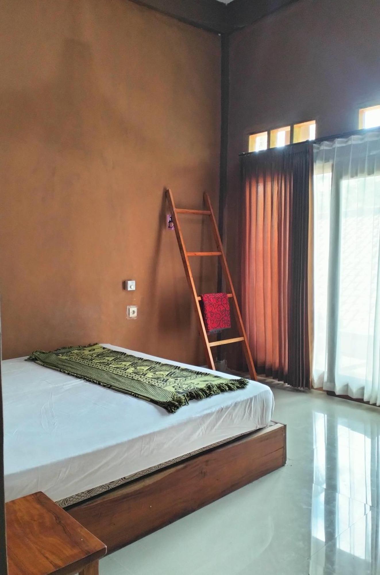 Fullmoon Homestay Kuta  Eksteriør billede