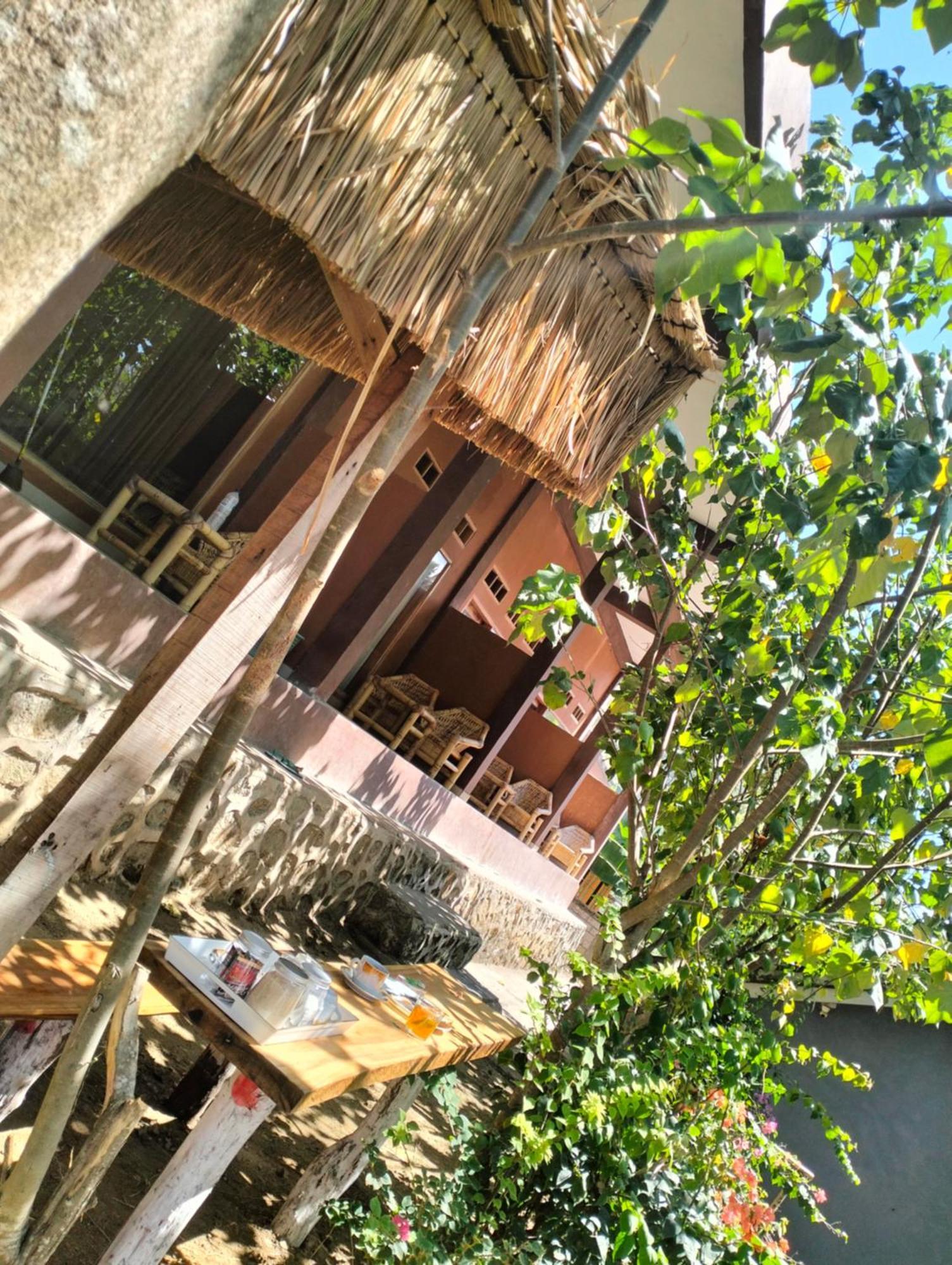 Fullmoon Homestay Kuta  Eksteriør billede