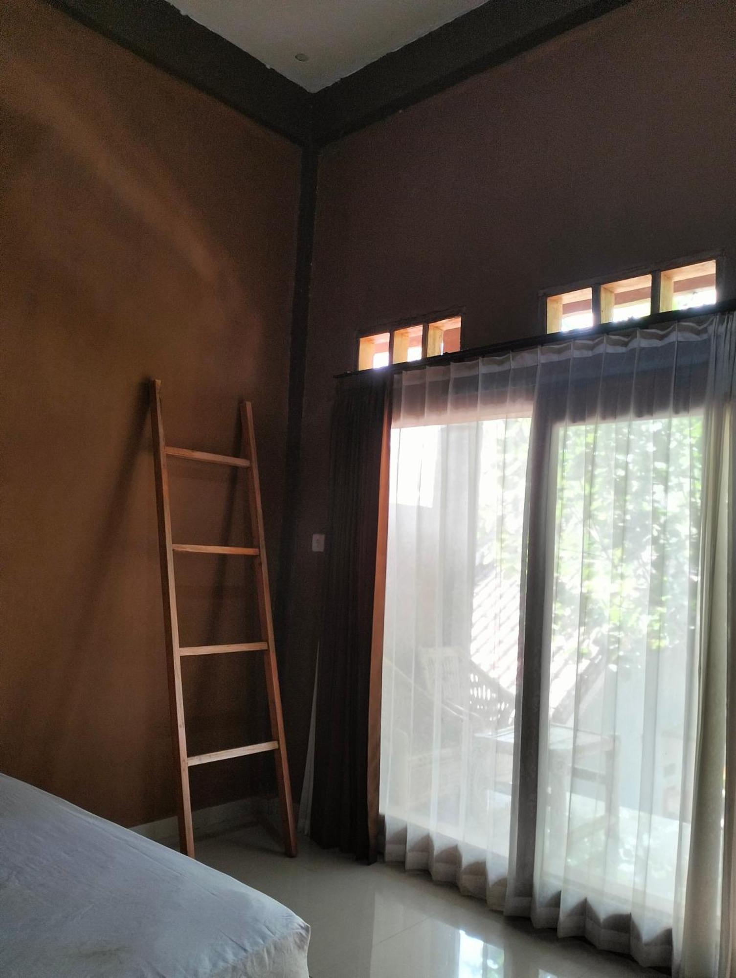 Fullmoon Homestay Kuta  Eksteriør billede