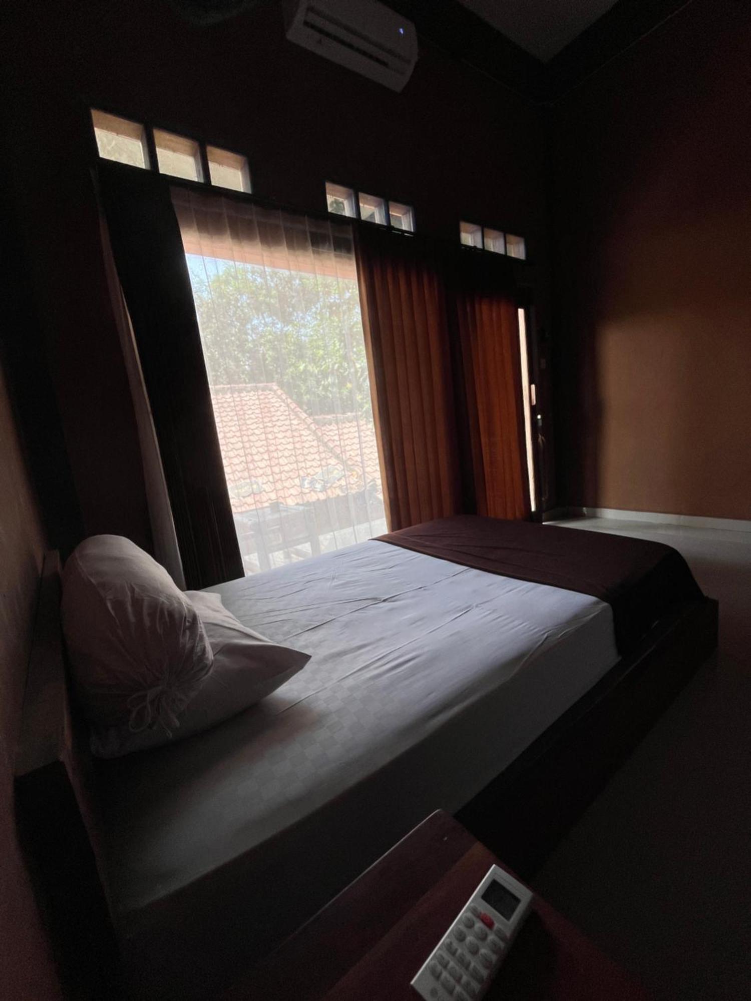 Fullmoon Homestay Kuta  Eksteriør billede